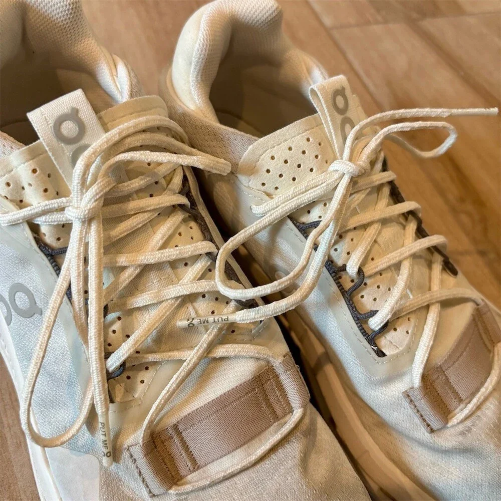 On Running Cloudnova 2 Sneakers Unisex Beige White Lace-Up Walking Gym